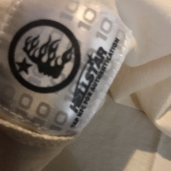 HELLSTAR CLASSIC ‘WHITE’ T-SHIRT🔥⭐️ - Picture 5 of 6